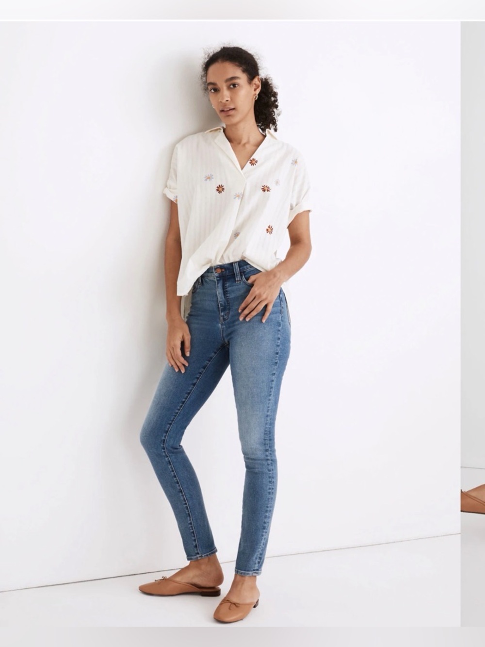 NWT 10" High-Rise Roadtripper Authentic Jeans in Vinton Wash